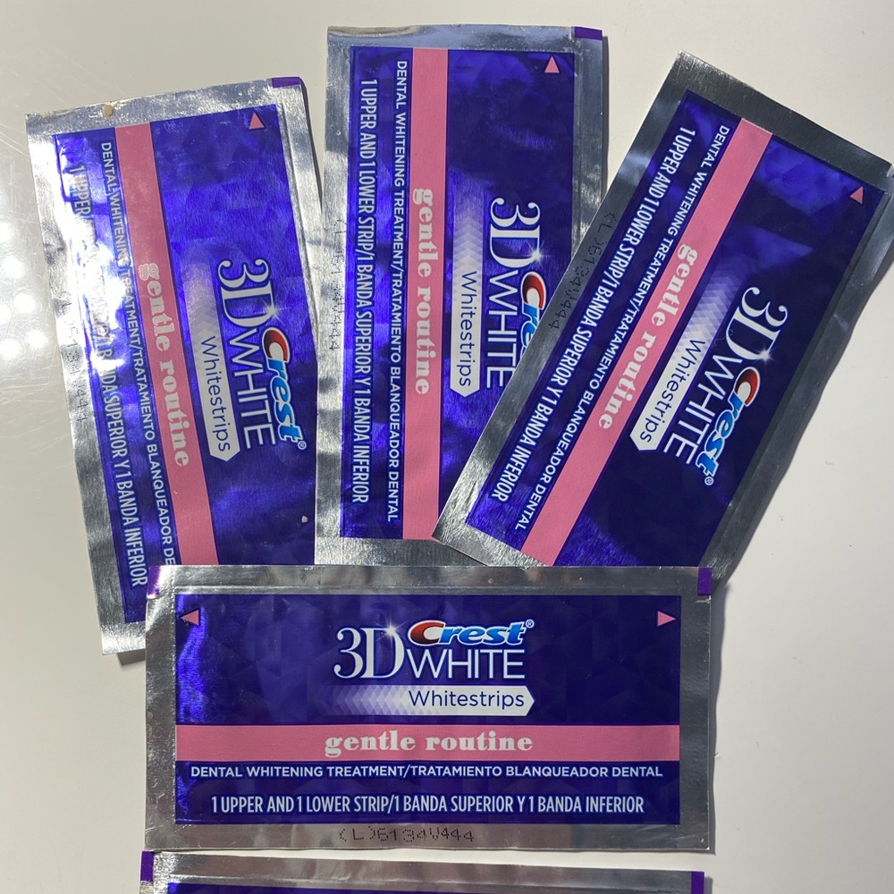 Crest 3D Whitestrips gentle routine